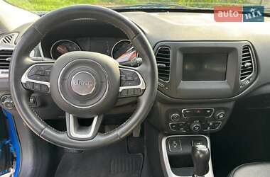 Позашляховик / Кросовер Jeep Compass 2018 в 