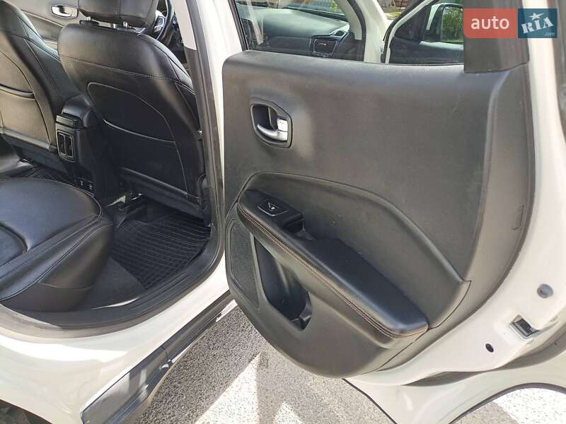 Внедорожник / Кроссовер Jeep Compass 2020 в Василькове