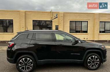 Внедорожник / Кроссовер Jeep Compass 2022 в 