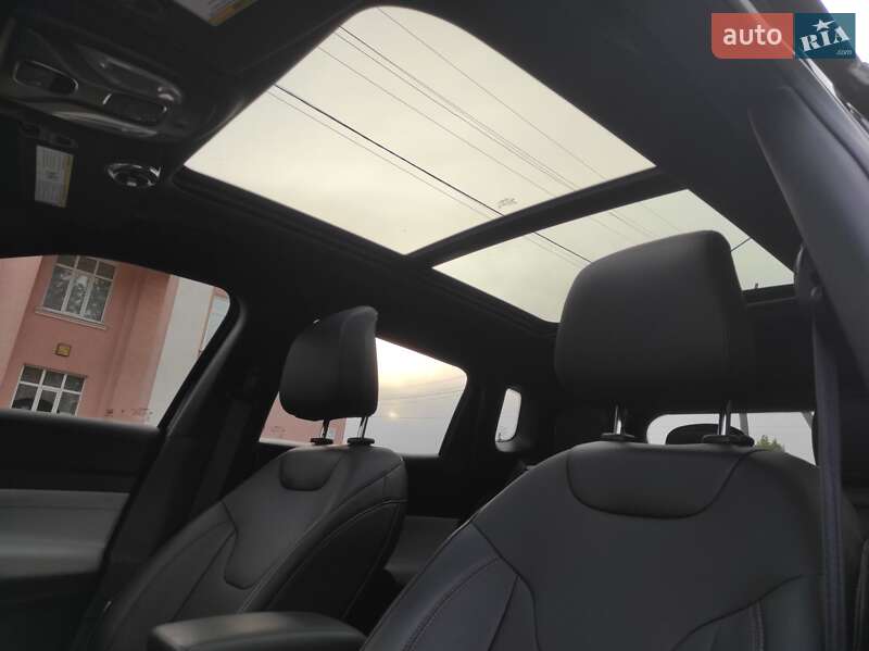 Внедорожник / Кроссовер Jeep Compass 2024 в Киеве