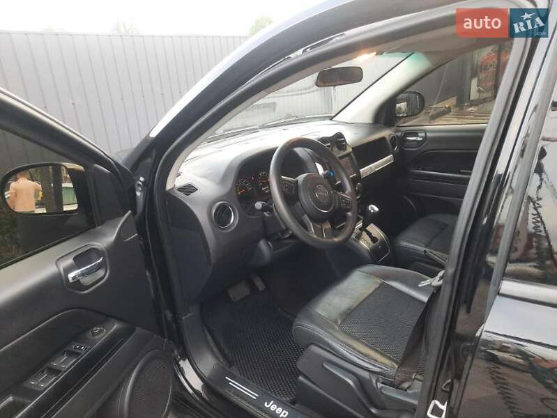 Внедорожник / Кроссовер Jeep Compass 2015 в Львове фото 10 Внедорожник / Кроссовер Jeep Compass 2015 в Львове
