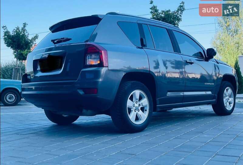 Внедорожник / Кроссовер Jeep Compass 2014 в Ужгороде