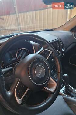 Позашляховик / Кросовер Jeep Compass 2017 в 