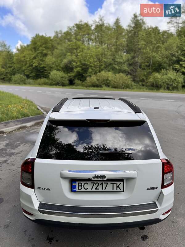 Внедорожник / Кроссовер Jeep Compass 2016 в Ивано-Франковске