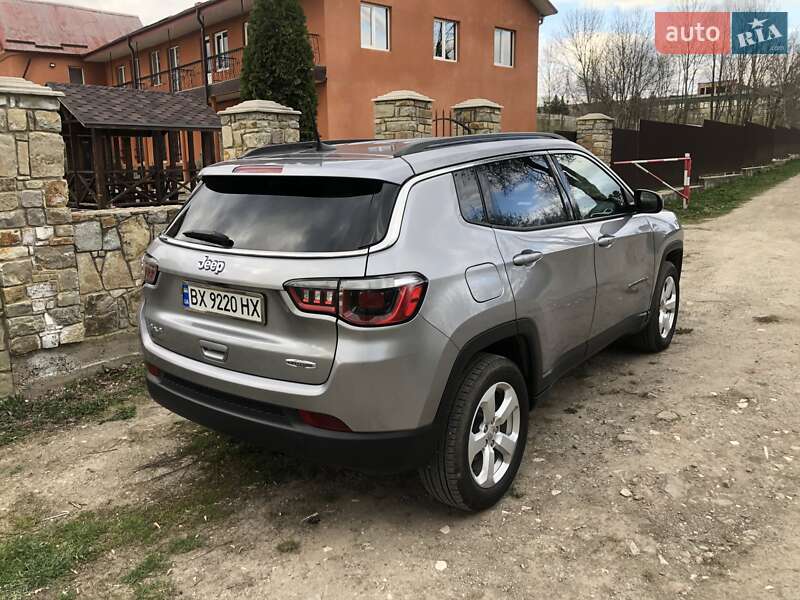 Внедорожник / Кроссовер Jeep Compass 2018 в Каменец-Подольском