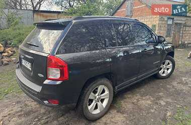Позашляховик / Кросовер Jeep Compass 2011 в 