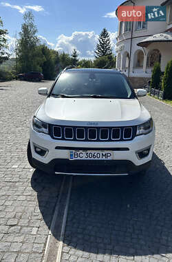 Внедорожник / Кроссовер Jeep Compass 2018 в 