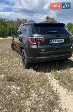 Внедорожник / Кроссовер Jeep Compass 2019 в 