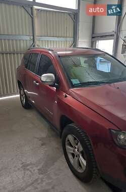 Позашляховик / Кросовер Jeep Compass 2013 в 
