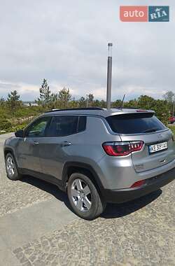 Позашляховик / Кросовер Jeep Compass 2021 в 