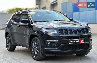Внедорожник / Кроссовер Jeep Compass 2017 в 