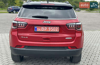 Позашляховик / Кросовер Jeep Compass 2018 в 