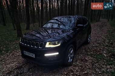 Внедорожник / Кроссовер Jeep Compass 2017 в 