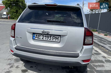 Внедорожник / Кроссовер Jeep Compass 2013 в 