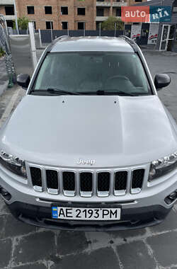 Внедорожник / Кроссовер Jeep Compass 2013 в 