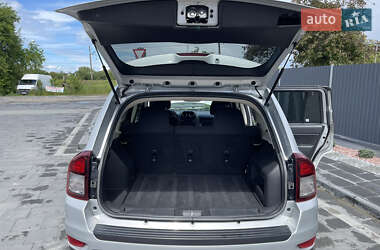 Внедорожник / Кроссовер Jeep Compass 2013 в 
