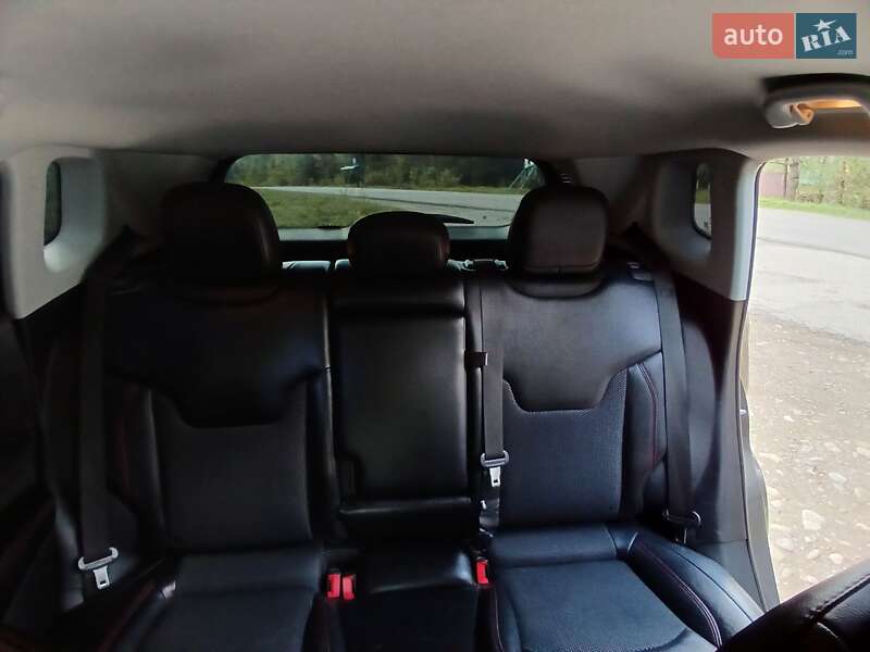 Внедорожник / Кроссовер Jeep Compass 2020 в Ивано-Франковске фото 43 Внедорожник / Кроссовер Jeep Compass 2020 в Ивано-Франковске