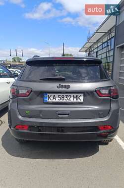 Внедорожник / Кроссовер Jeep Compass 2024 в 