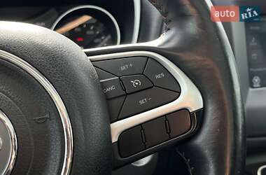 Внедорожник / Кроссовер Jeep Compass 2018 в 