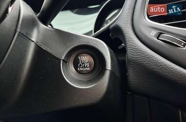 Внедорожник / Кроссовер Jeep Compass 2018 в 
