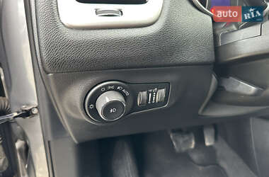 Внедорожник / Кроссовер Jeep Compass 2018 в 