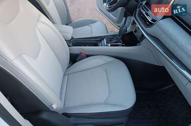 Позашляховик / Кросовер Jeep Compass 2022 в 