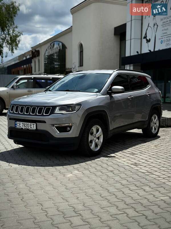 Внедорожник / Кроссовер Jeep Compass 2018 в 