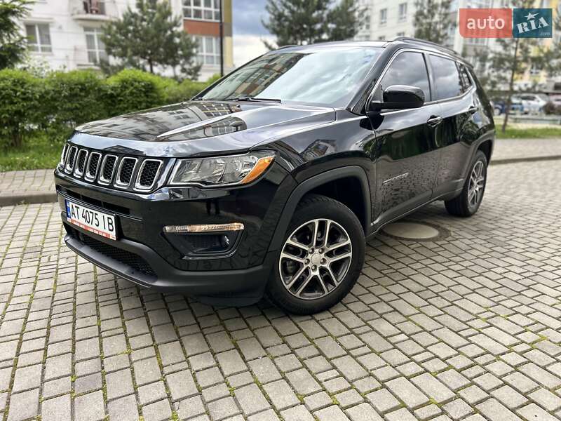 Внедорожник / Кроссовер Jeep Compass 2020 в 