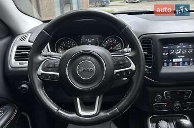 Внедорожник / Кроссовер Jeep Compass 2020 в 