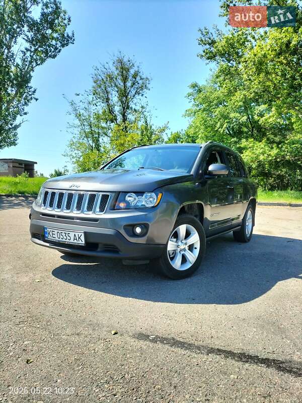 Внедорожник / Кроссовер Jeep Compass 2016 в Каменском