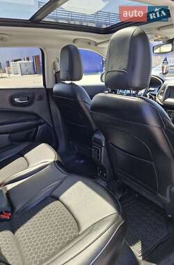 Позашляховик / Кросовер Jeep Compass 2020 в 