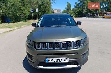 Внедорожник / Кроссовер Jeep Compass 2017 в 