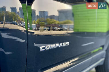 Внедорожник / Кроссовер Jeep Compass 2014 в 