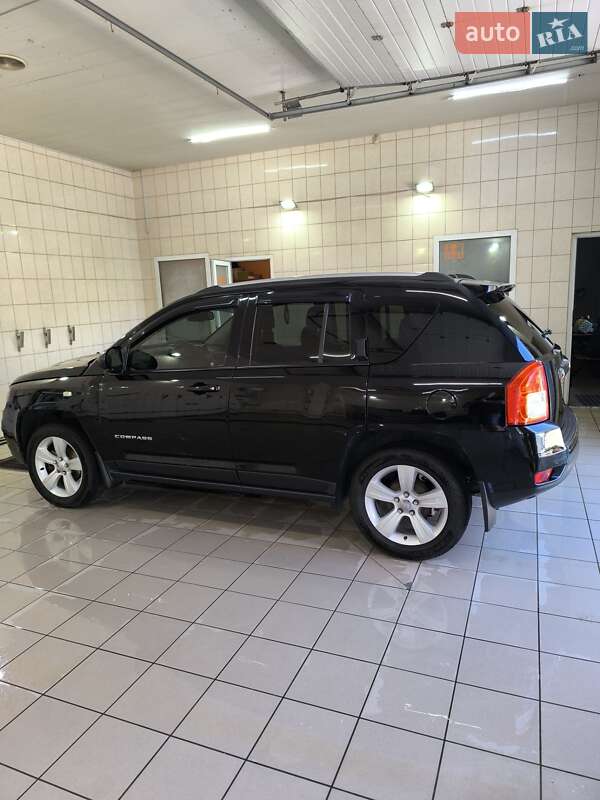 Позашляховик / Кросовер Jeep Compass 2016 в Запоріжжі