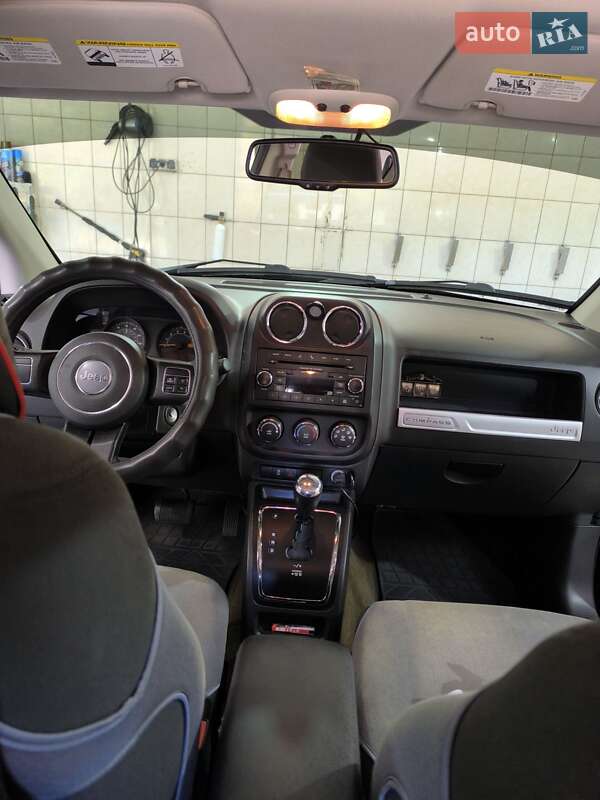 Позашляховик / Кросовер Jeep Compass 2016 в Запоріжжі