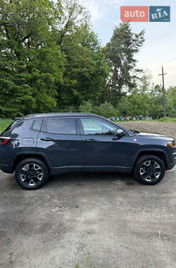 Внедорожник / Кроссовер Jeep Compass 2017 в 