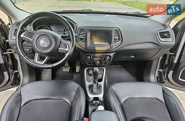 Позашляховик / Кросовер Jeep Compass 2017 в 
