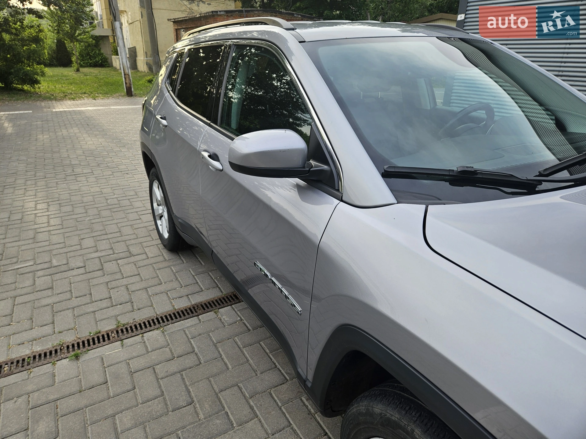 2017 Jeep Compass - мініатюра 3