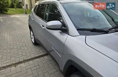 Позашляховик / Кросовер Jeep Compass 2017 в 
