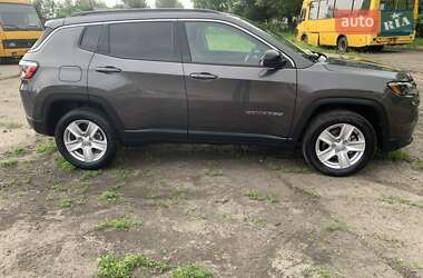 Внедорожник / Кроссовер Jeep Compass 2022 в 