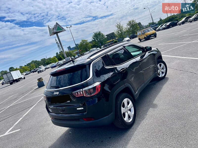 Внедорожник / Кроссовер Jeep Compass 2017 в Киеве
