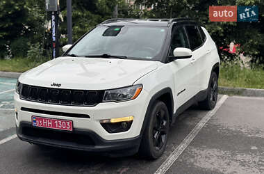 Позашляховик / Кросовер Jeep Compass 2018 в 