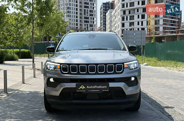 Внедорожник / Кроссовер Jeep Compass 2021 в 