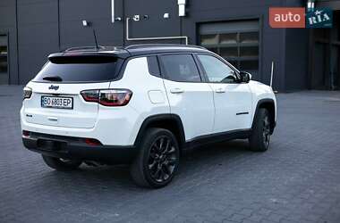 Внедорожник / Кроссовер Jeep Compass 2019 в 