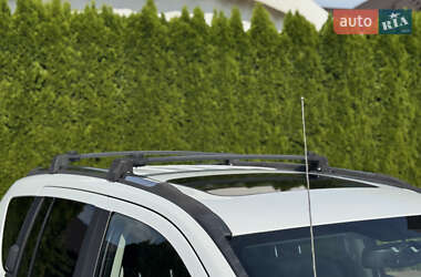 Внедорожник / Кроссовер Jeep Compass 2015 в 