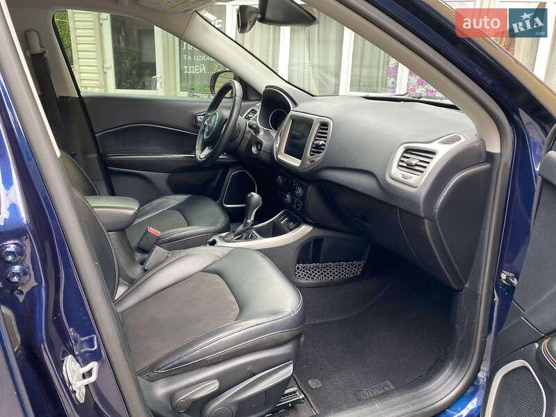Позашляховик / Кросовер Jeep Compass 2017 в Дніпрі