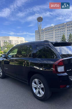 Внедорожник / Кроссовер Jeep Compass 2014 в Киеве