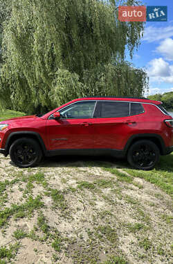 Внедорожник / Кроссовер Jeep Compass 2017 в 
