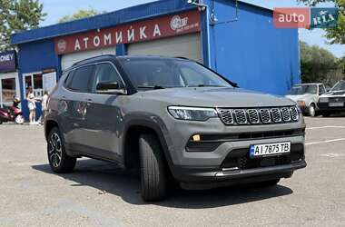 Позашляховик / Кросовер Jeep Compass 2022 в 