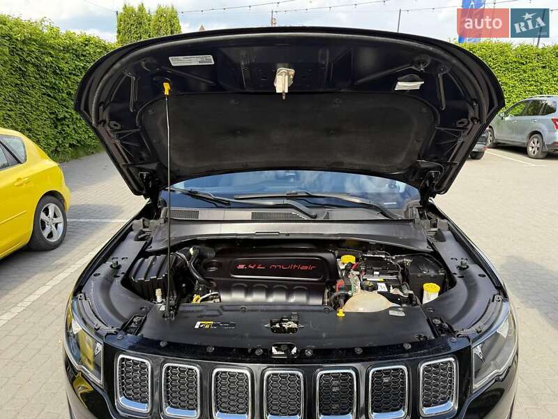 Внедорожник / Кроссовер Jeep Compass 2018 в Львове